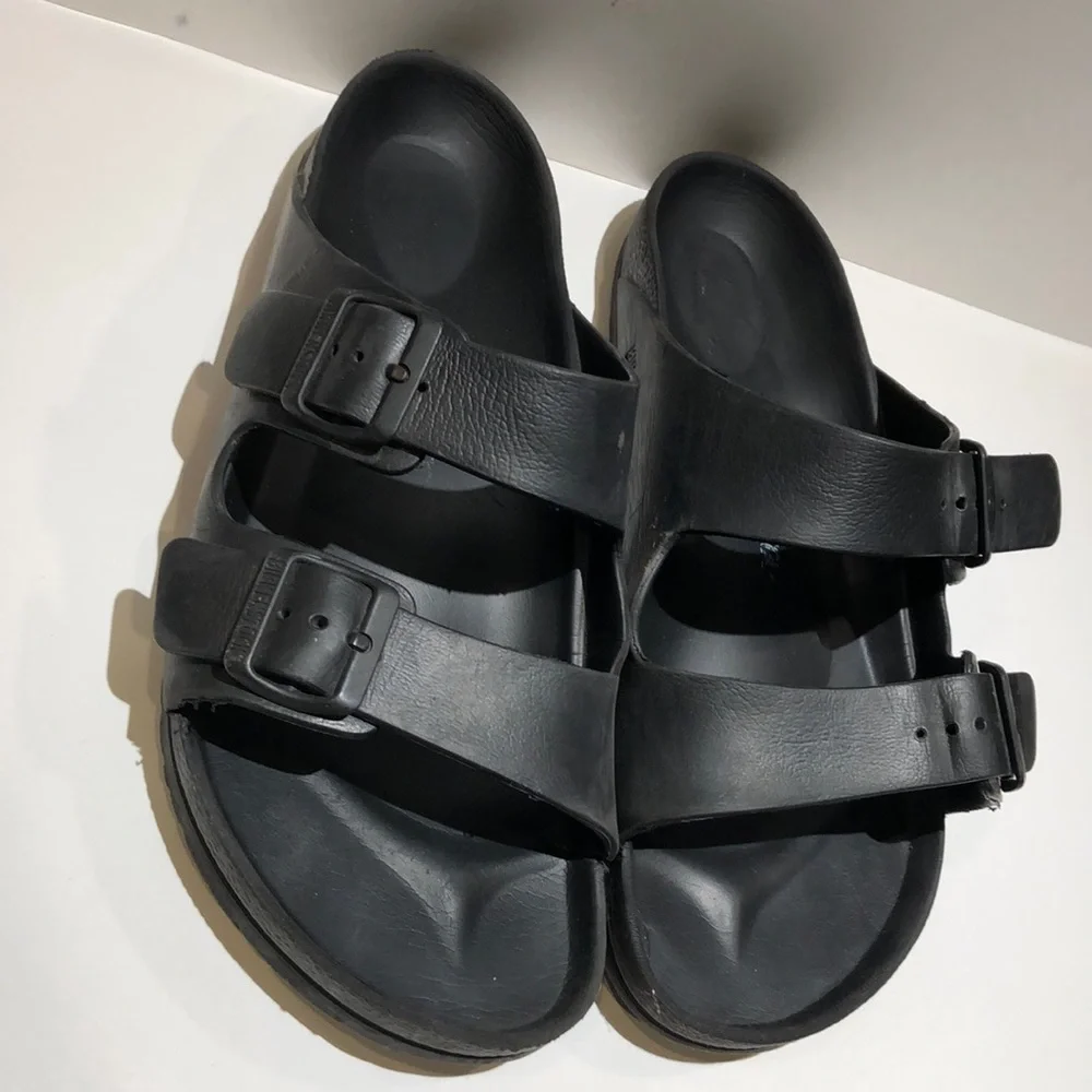 Men’s Black Rubber Birkenstock Sandals, Size 44 - Picture 2 of 8
